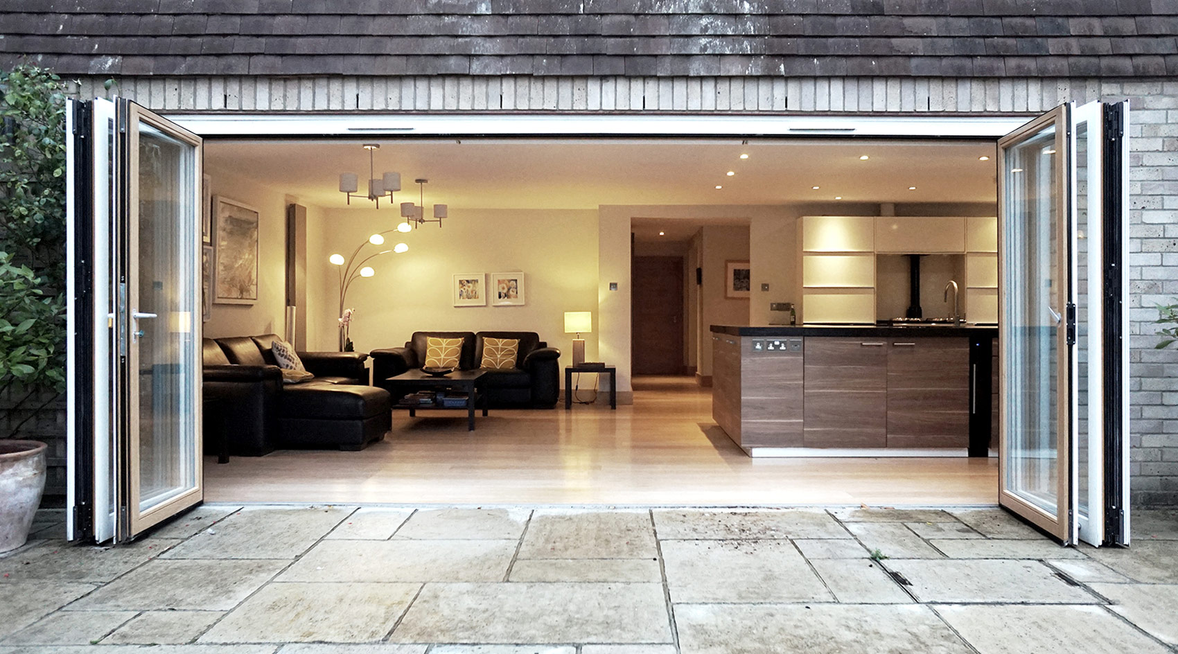 Contemporary Extension doors open