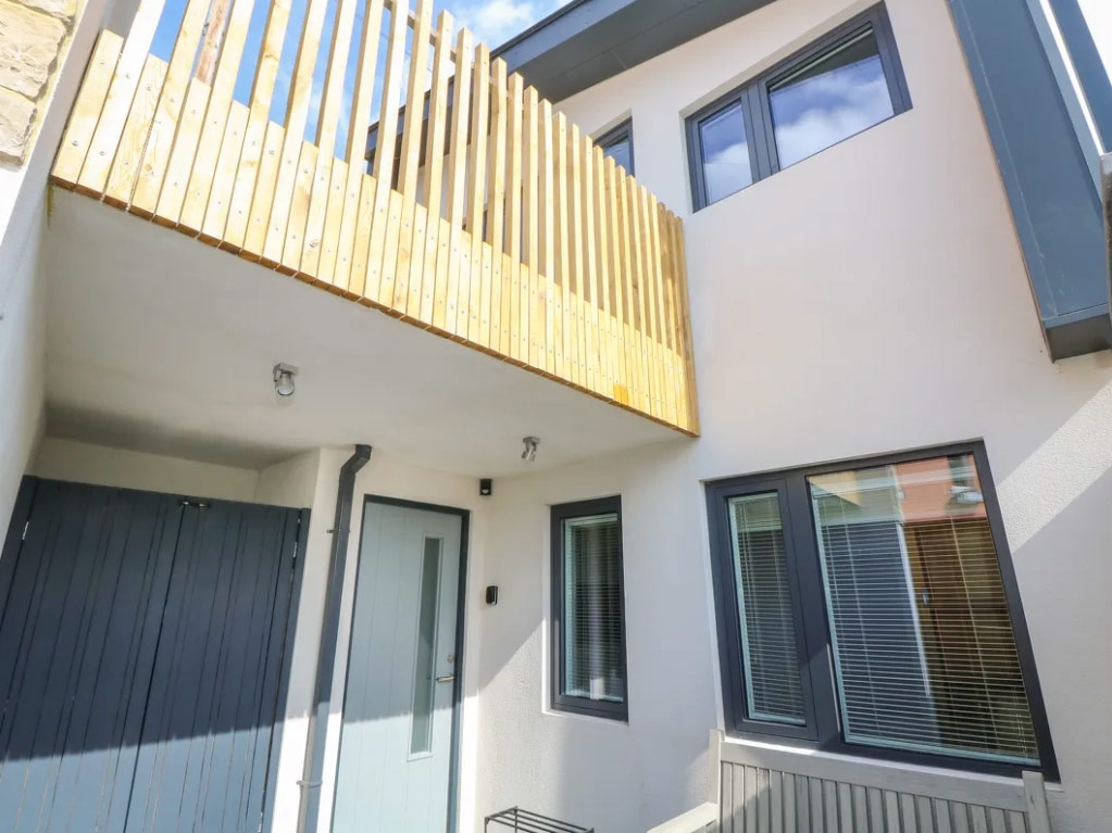 Ventnor House balcony