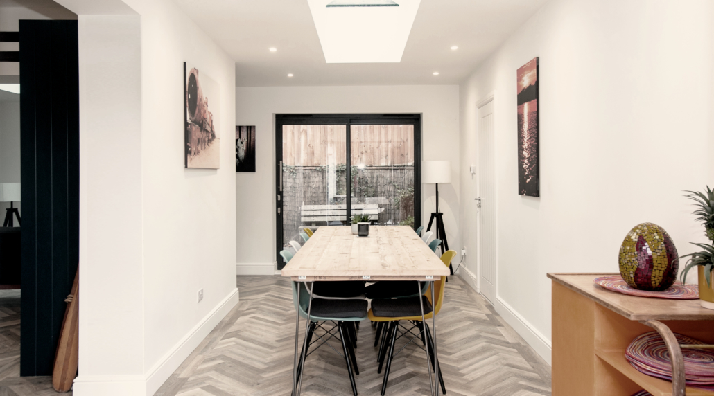 Contemporary Link Extension dining area